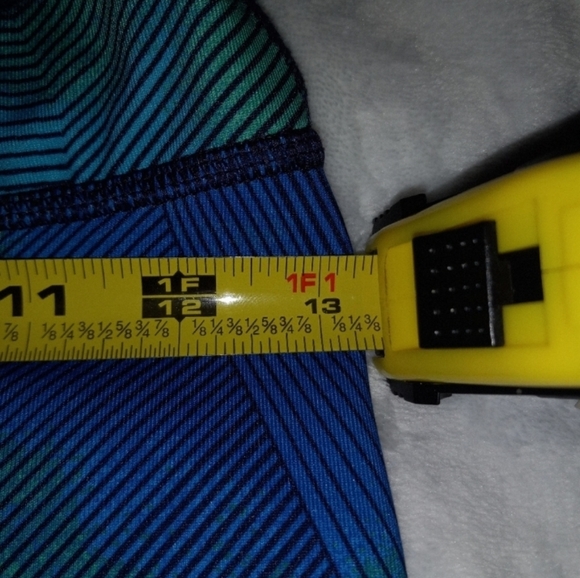 REEBOK ACTIVEWEAR YOGA CAPRI. WOMENS XS. - Picture 8 of 11